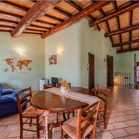 La Casa Nel Borgo Apartamento *