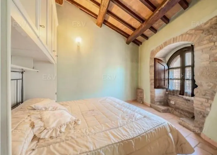 La Casa Nel Borgo ベヴァーニャ